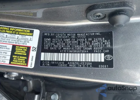 2024 Toyota Camry Xle z USA, uszkodzony, nr VIN 4T1F11AK9RU879044